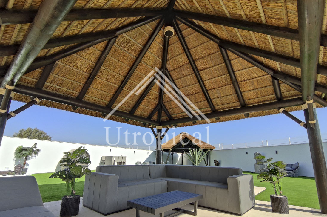cubierta jardin tejado de junco africano en Murcia